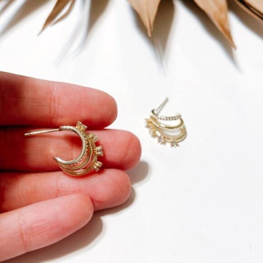 Gold diamond hoop earrings S396 - Picture 4 of 4